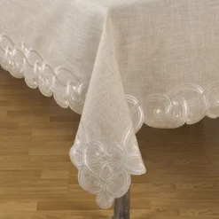 Saro Lifestyle Embroidered Design Tablecloth -Saro Lifestyle GUEST 0c81cfa2 4212 4dd2 9c4b f21a21f78f1a