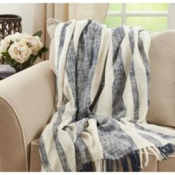 Saro Lifestyle Saro Lifestyle Cotton Throw With Banded Design, Navy Blue, 50"x60" -Saro Lifestyle GUEST 2fa7a493 a274 4398 a229 0921a09fed52
