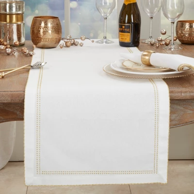 Saro Lifestyle Detailed Edge Embroidery Table Runner 4 Saro Lifestyle Detailed Edge Embroidery Table Runner - Image 2