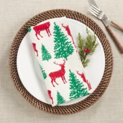 Saro Lifestyle Deer And Christmas Trees Cotton Table Napkins (Set Of 4) -Saro Lifestyle GUEST 59e432dd 880d 4a4c a12a 08e628e8146c