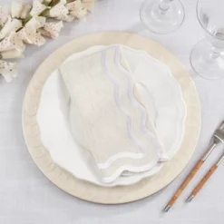 Saro Lifestyle Scalloped Border Napkin (Set Of 4) -Saro Lifestyle GUEST 6283e853 e53a 4d58 aa3d bb80d2c3b903