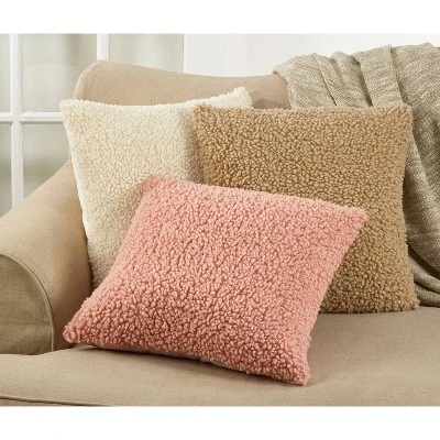 18"x18" Faux Fur Square Pillow Cover Pink - Saro Lifestyle 4 18"x18" Faux Fur Square Pillow Cover Pink - Saro Lifestyle - Image 2