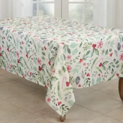 Saro Lifestyle Holiday Tablecloth With Christmas Foliage And Candy Canes -Saro Lifestyle GUEST 72d359d1 8435 4946 a452 ed45b93a5ad8