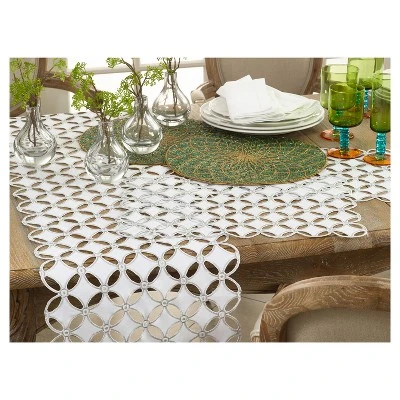 Saro Lifestyle 16"x68" Buche De Noel Design Table Runner Gold 3 Saro Lifestyle 16"x68" Buche De Noel Design Table Runner Gold