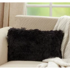 Classic Down-Filled With Faux Fur Design Throw Pillow - Saro Lifestyle -Saro Lifestyle GUEST 85b81d7a c51d 483d 9229 757844cd2b4d