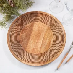 Saro Lifestyle Handcrafted Wooden Charger Plate (Set Of 4), 13"x13", Beige -Saro Lifestyle GUEST a670f7ed 1a93 4128 808e c13f7c2e28ed